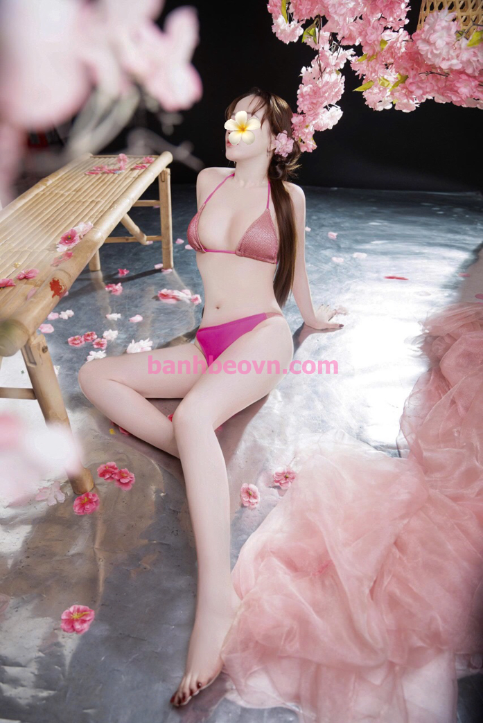 Phương Oanhh:Xinh Gái, Dễ Thương Dịu Dàng, Vui Vẻ, Nhiệt Tình
