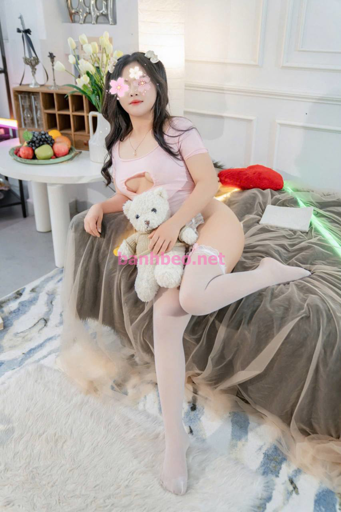 Bảo Ngọc _ Gái gọi chiều khách
