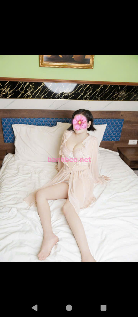 KIM NGỌC_ XINH DÂM CHIỀU KHÁCH PHỤC VỤ VUI VẺ